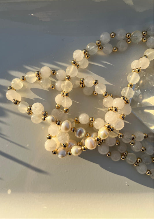 Tantric necklace with rainbow moonstone, celestite and freshwater pearl