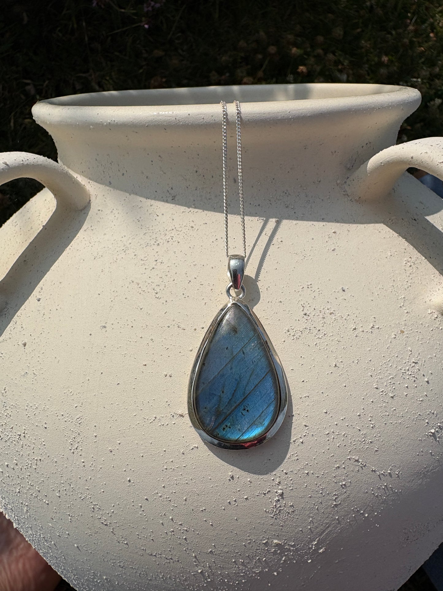 Labradorite silver pendant
