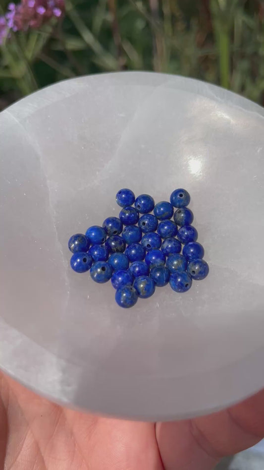 Tantric necklace with lapis lazuli and gold